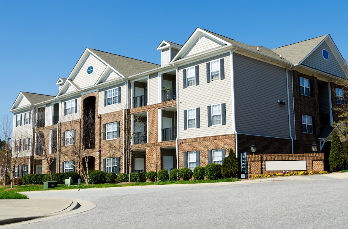 commercial asphalt shingle roofs in Arlington, TX
