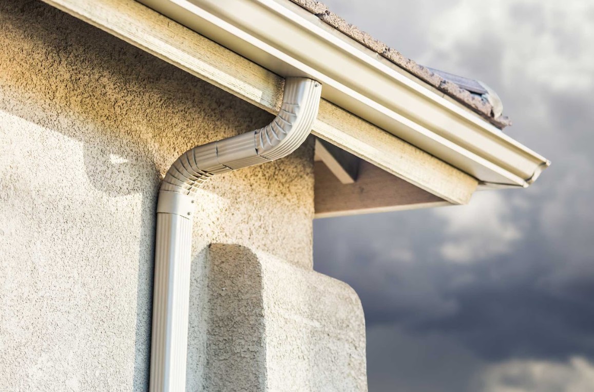 how long will new gutters last in Charlotte