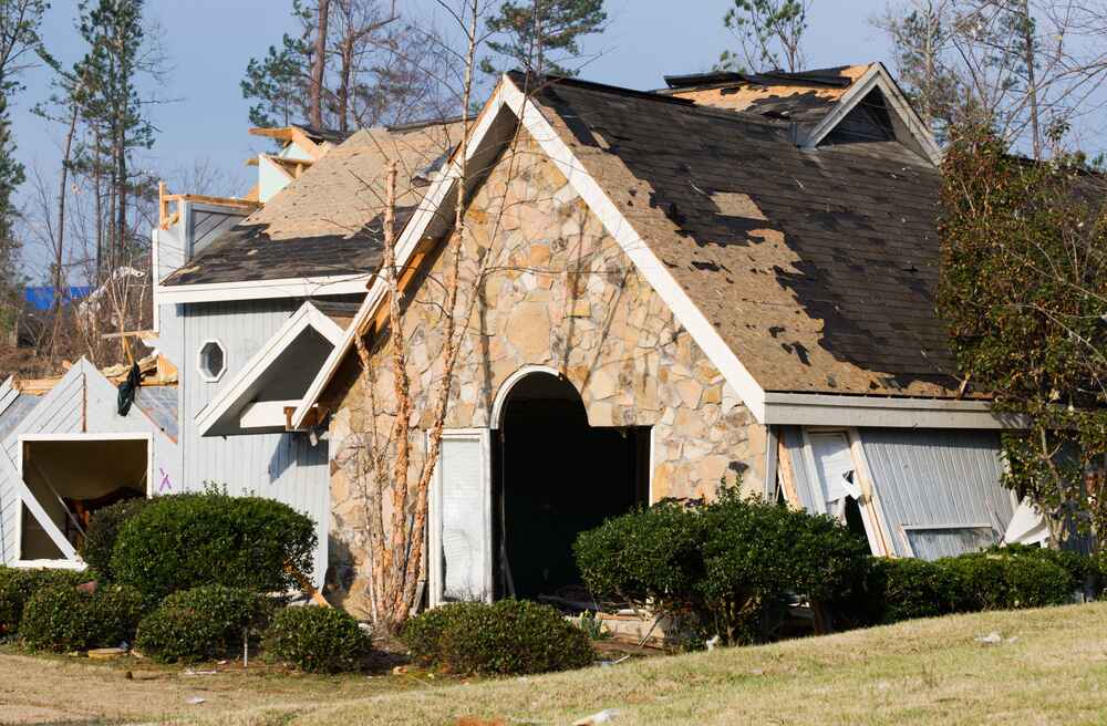 Matthews top storm damage roof repair contractor