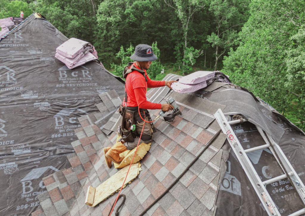 Comprehensive roofing solutions in Lincoln Park, MI