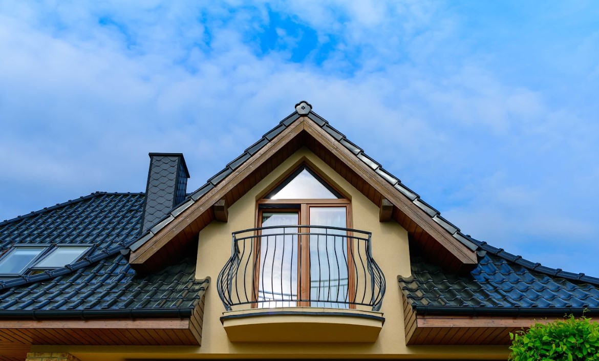 tile roof longevity in Fort Myers