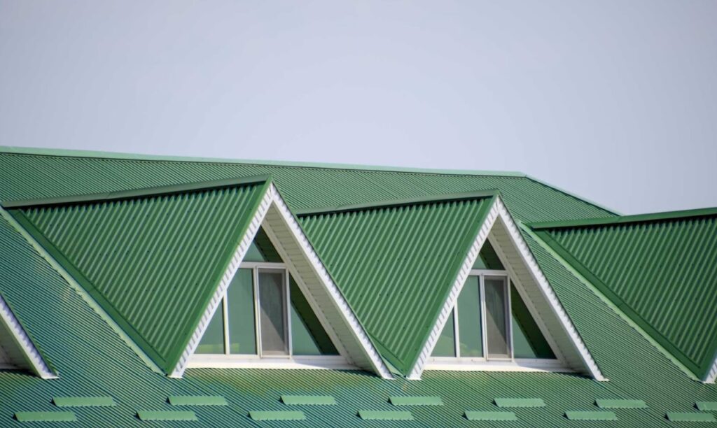 advantages of metal roofing in Fort Myers, FL