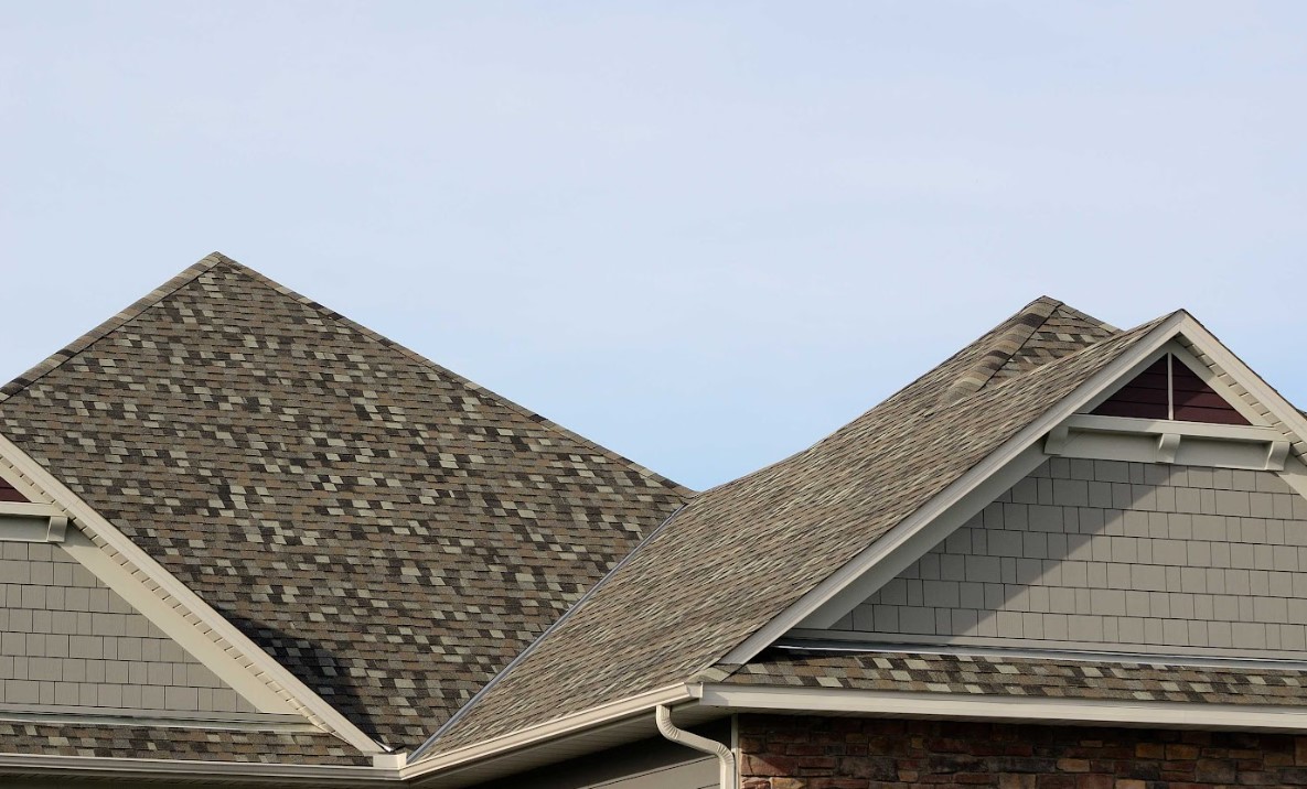 asphalt shingle longevity in Gainesville, FL