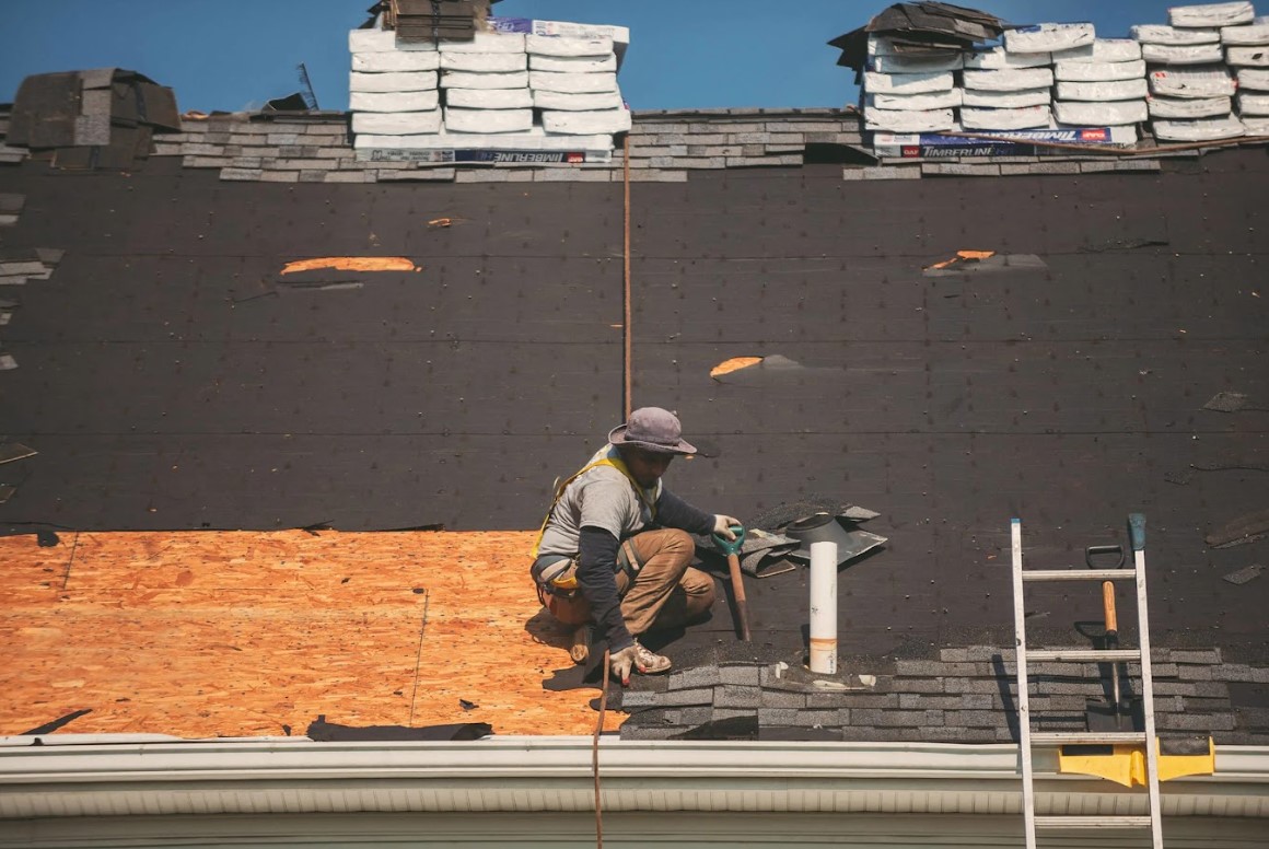 reasons to replace a roof in Denver
