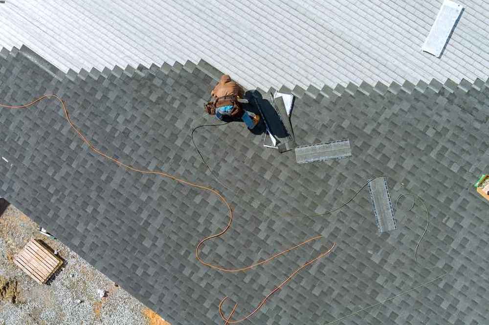 licensed and insured roofers in Hickory