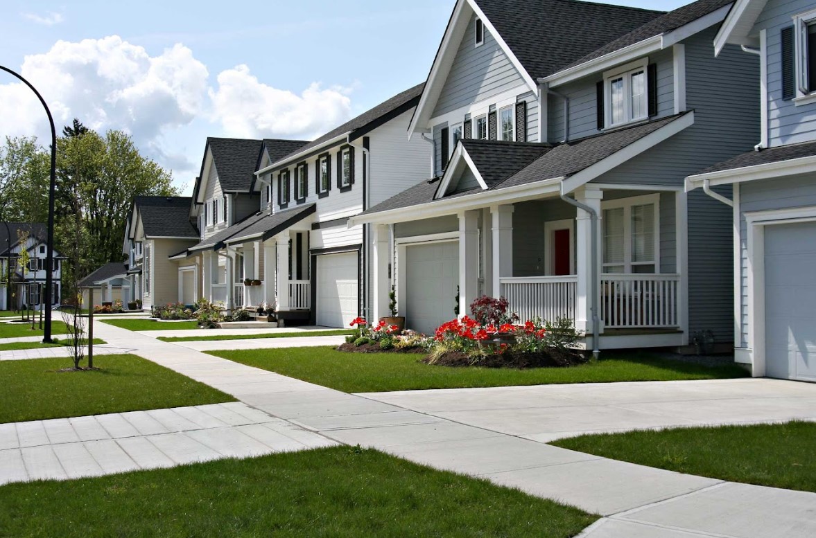 popular roof colors in Huntsville