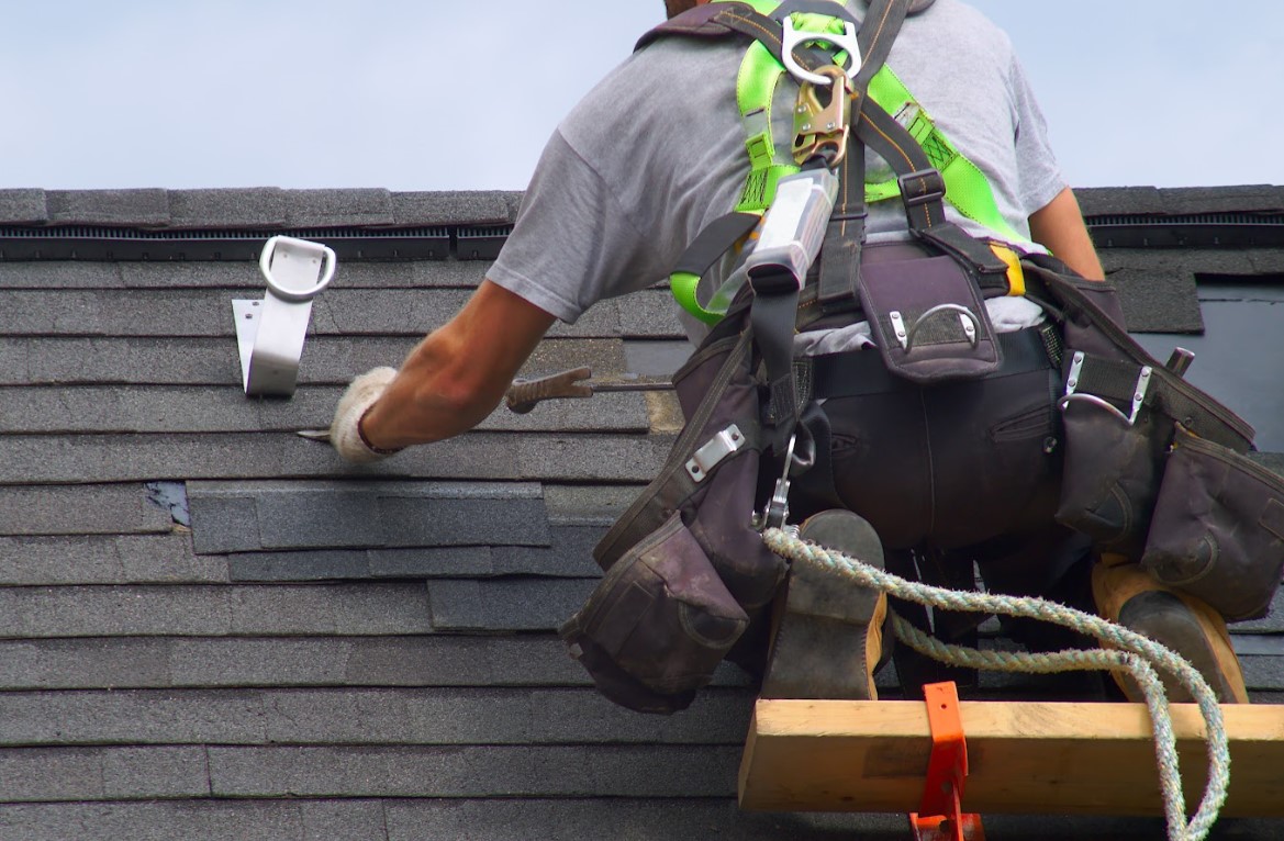 how to find a reliable roofer