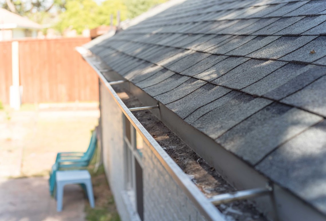 how to extend the life of your asphalt shingle roof in Jacksonville, FL