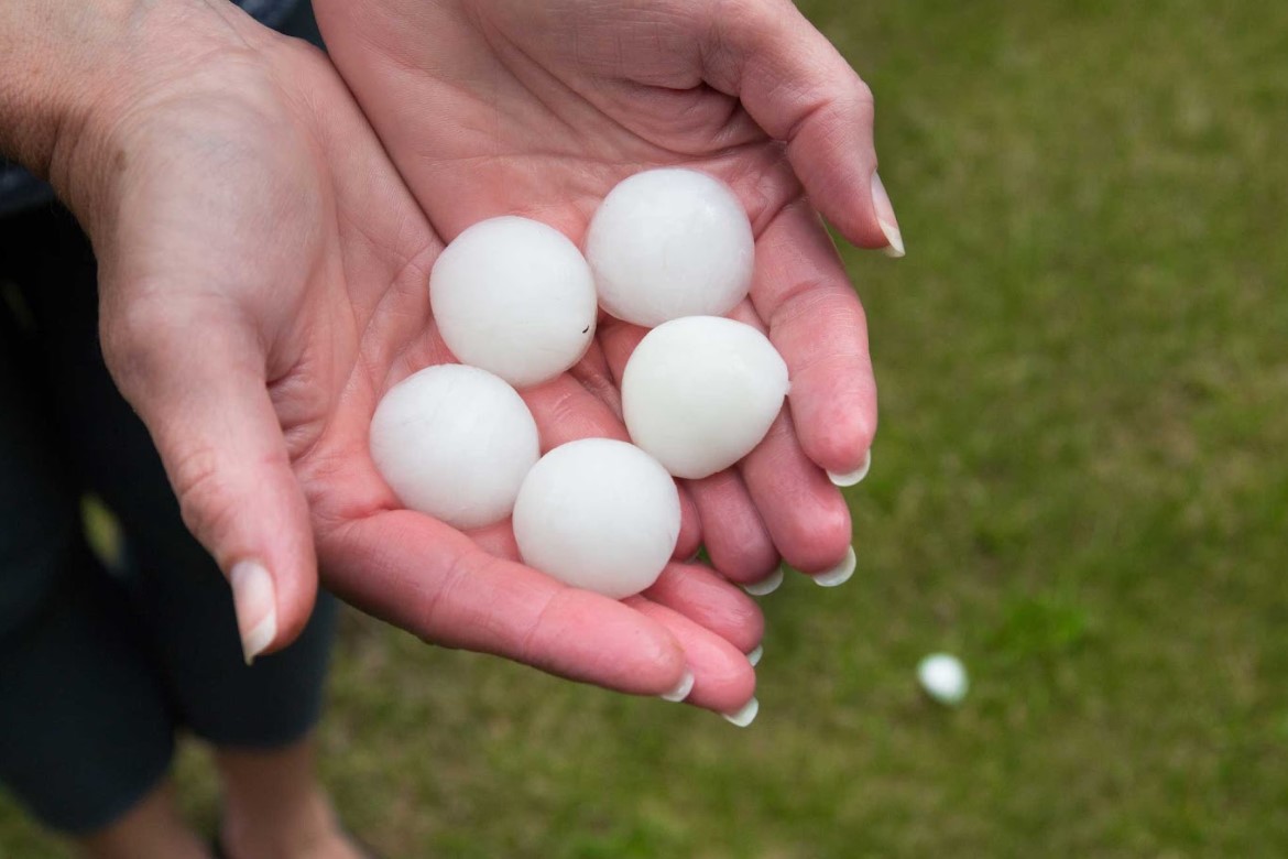 hail in Louisville