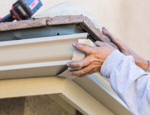 when to replace gutters in South Orlando, FL