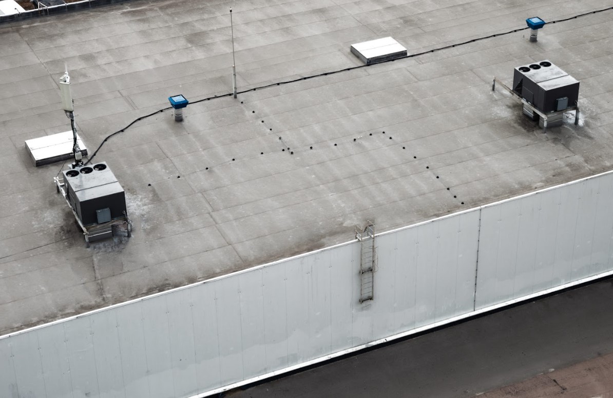 commercial roof installation in Davenport, FL