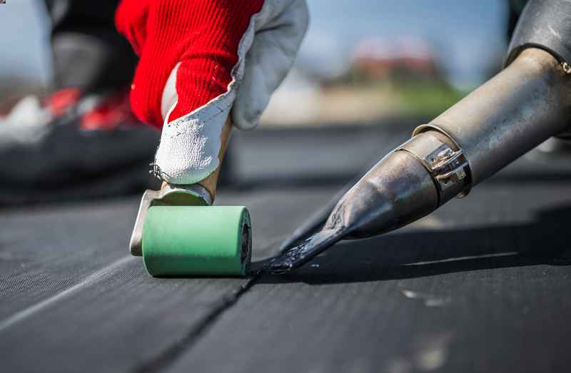 Choosing the Right Commercial Roof for You in Phoenix, AZ