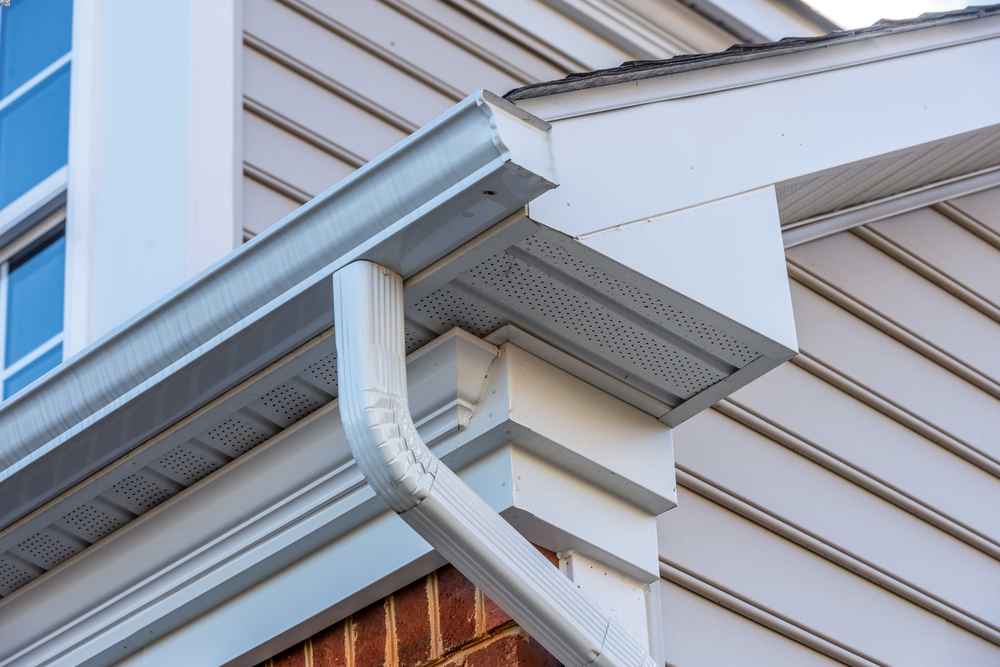 How Long Will New Gutters Last in Fort Myers? Best Choice Roofing