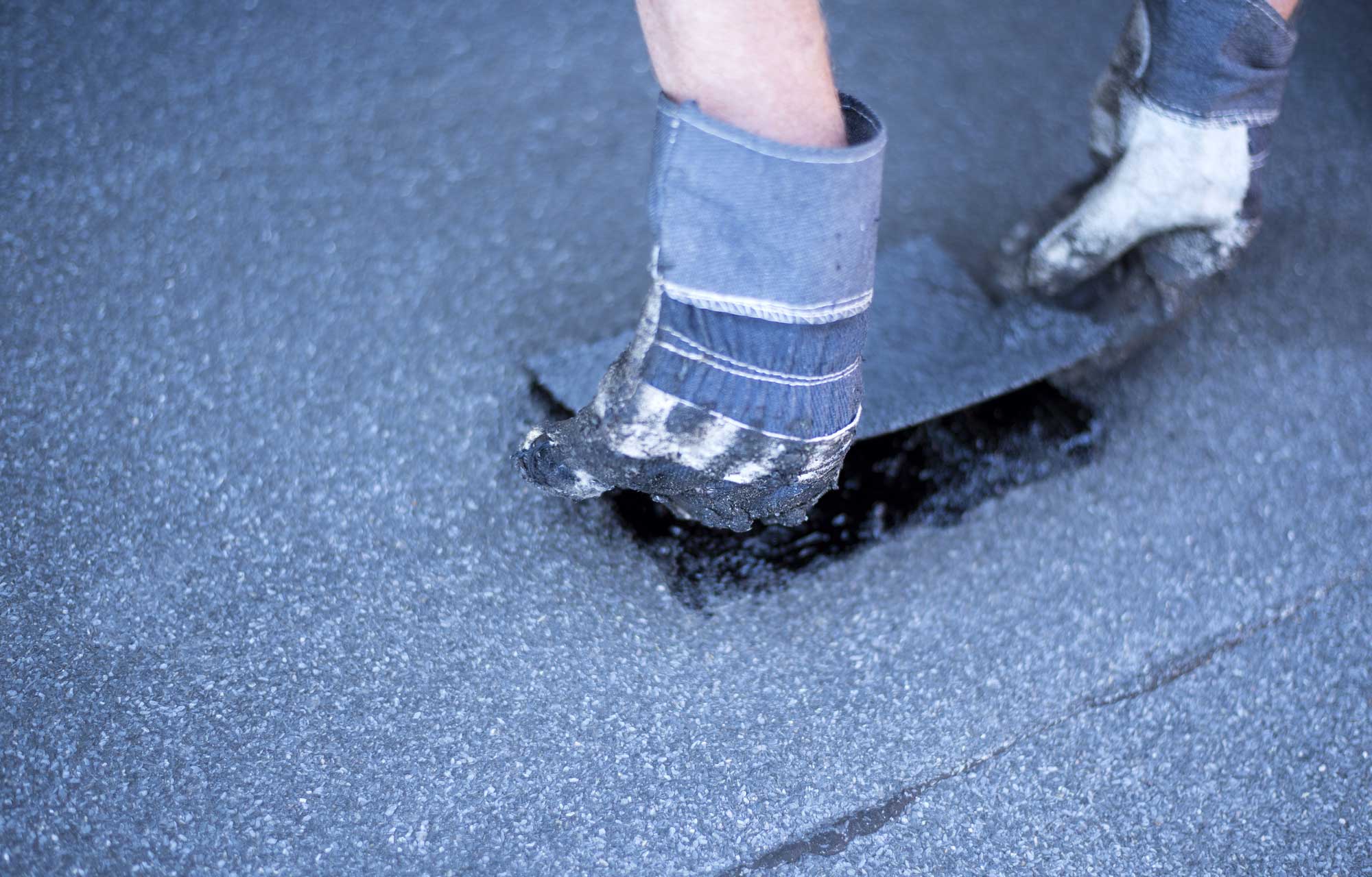 Guide to Vetting Roofing Contractors Online in Roanoke, VA