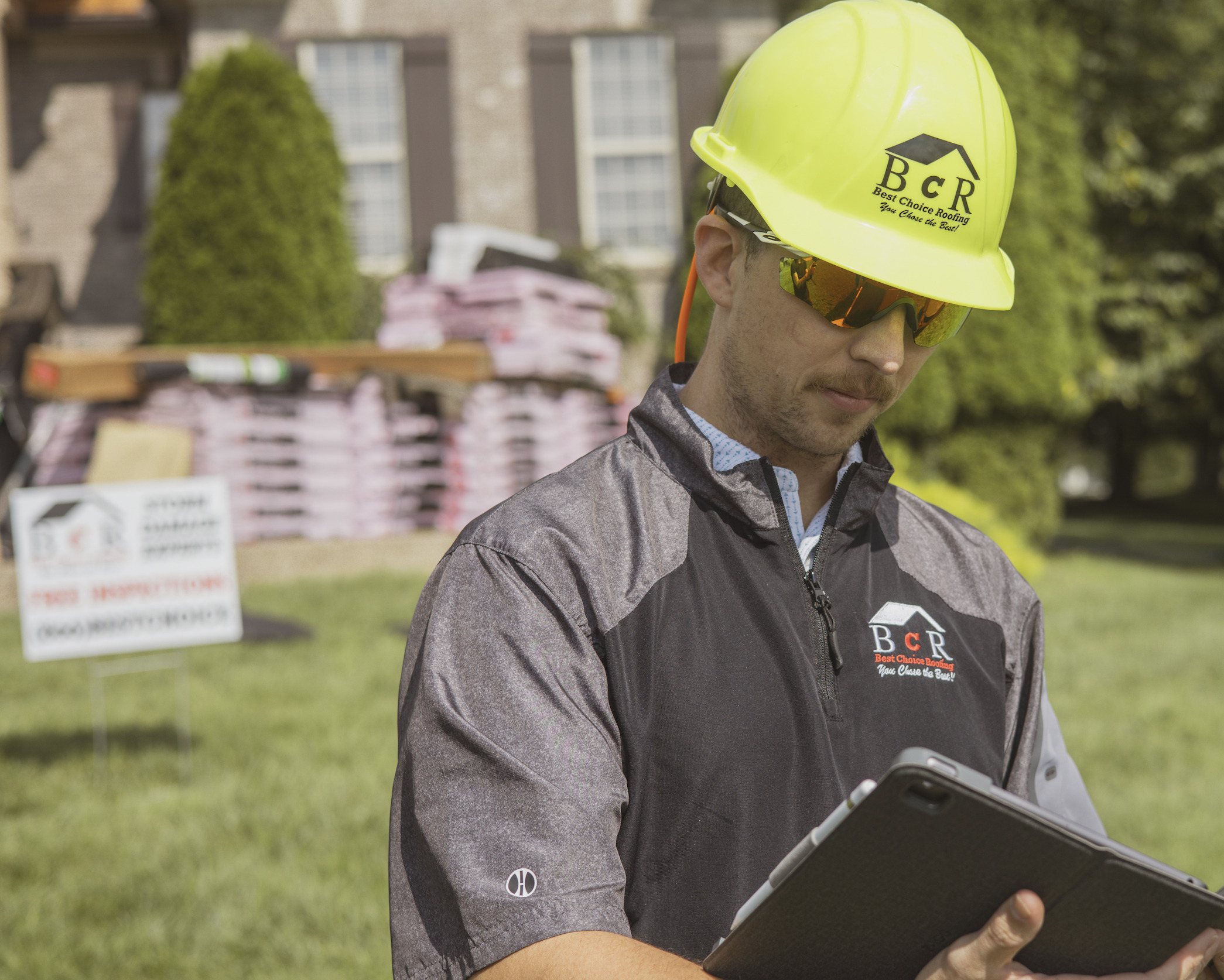 Roofing inspector