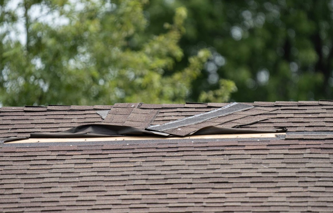 storm damaged roofs in Crawfordville, FL