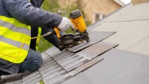 licensed and insured roofers in in Williamsburg, VA