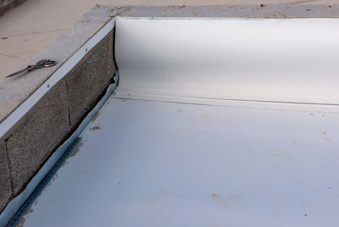 what causes commercial roofing issues in Wilmington, NC