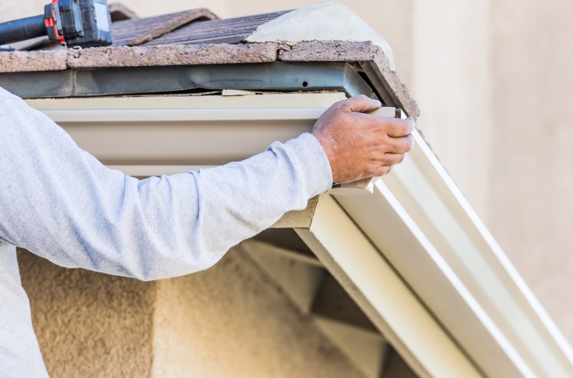 spot seamless gutter leaks in Wilmington, NC